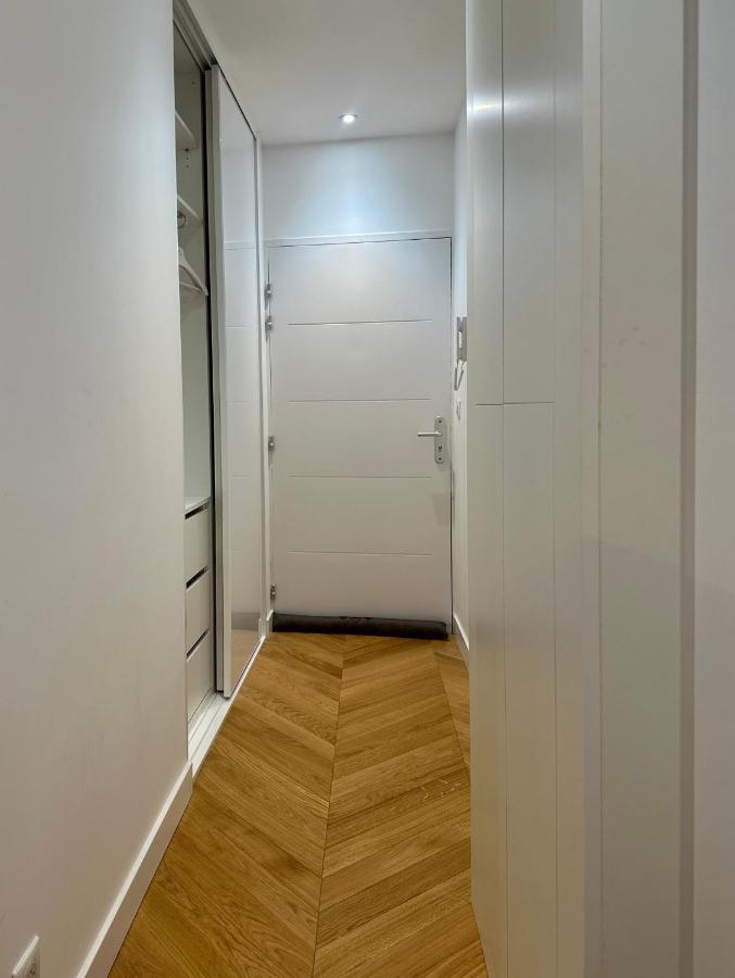 Bel Appartement Avec Parking Au Coeur De Реймс Екстер'єр фото
