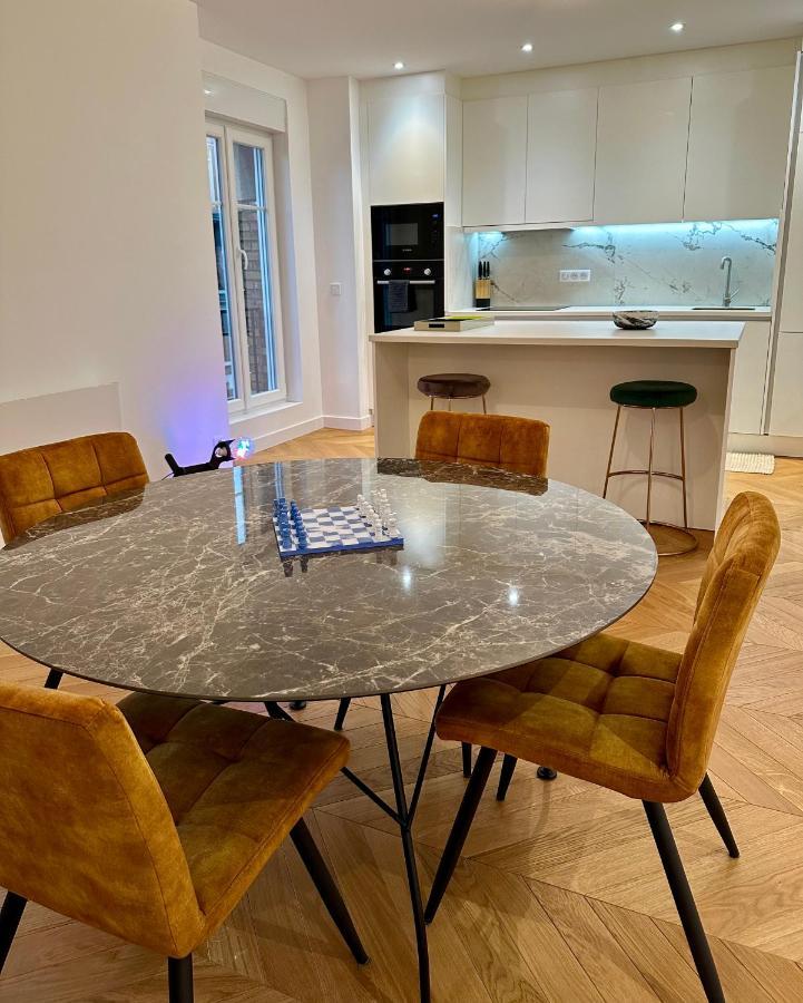 Bel Appartement Avec Parking Au Coeur De Реймс Екстер'єр фото