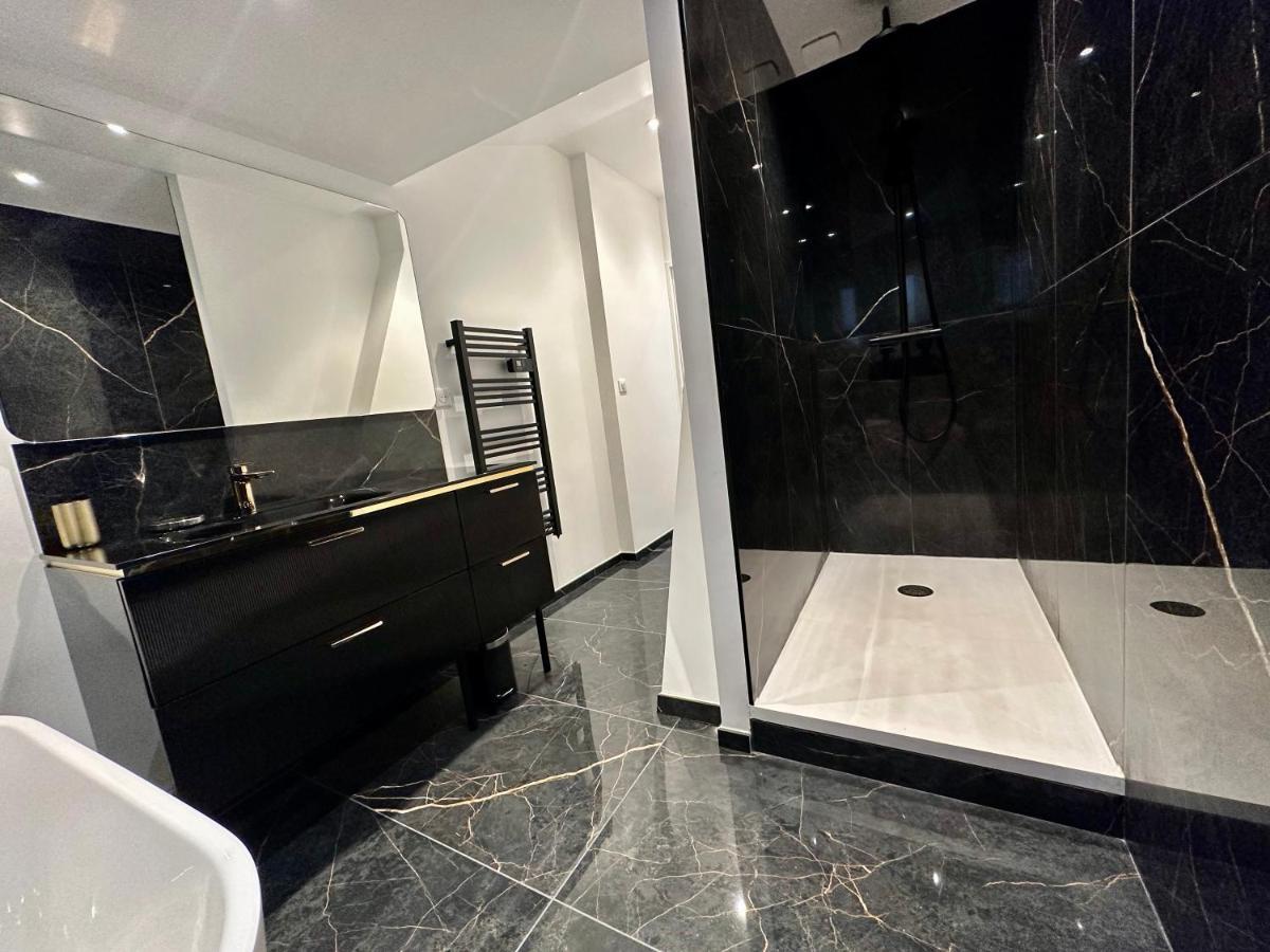 Bel Appartement Avec Parking Au Coeur De Реймс Екстер'єр фото
